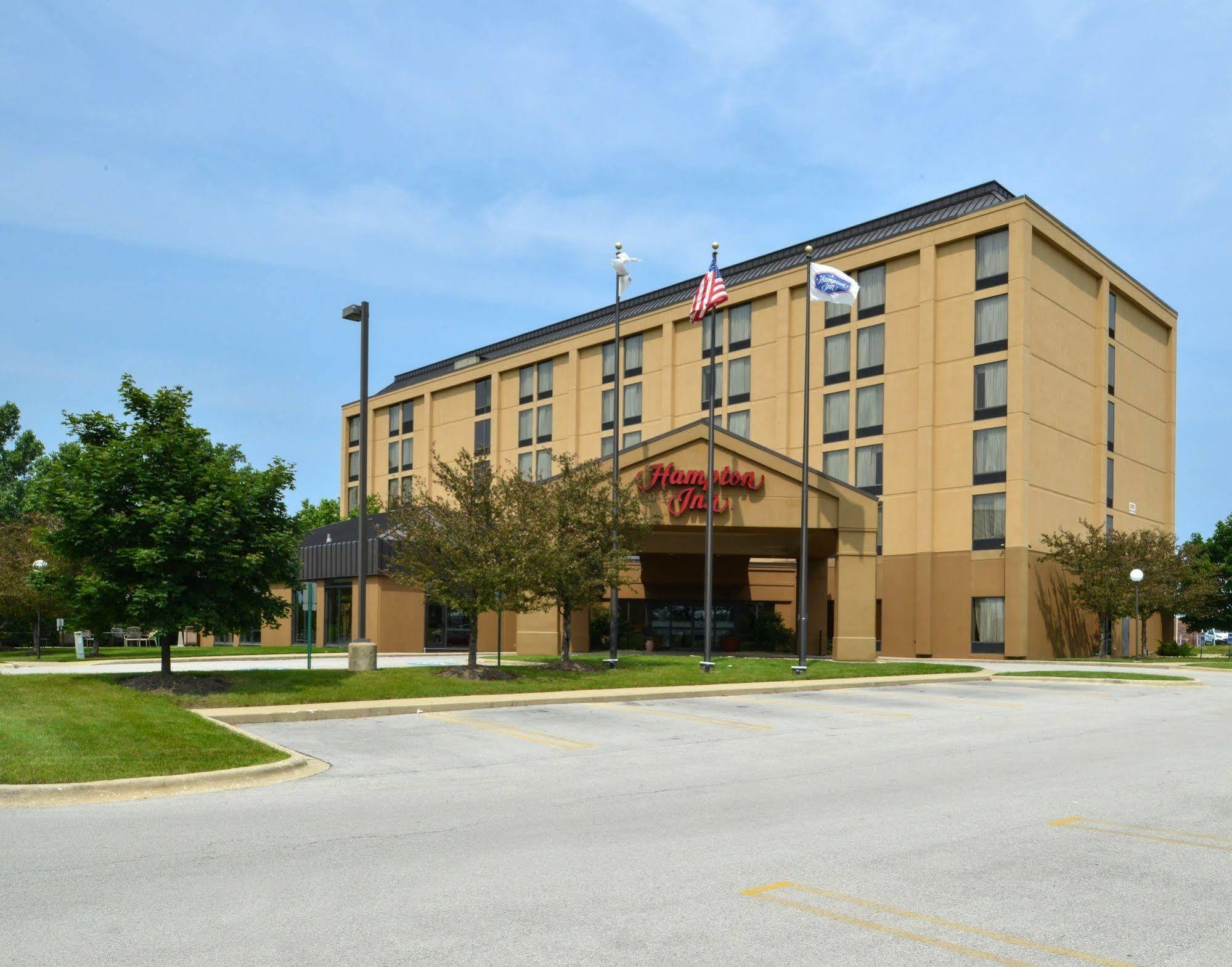 Hampton Inn Chicago-Carol Stream Exterior foto